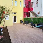 Arts Garden - Comfort & Design In The Heart Of The *