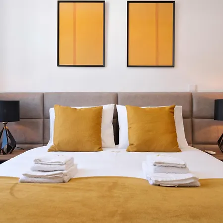 Апартаменты Arts Garden - Comfort & Design In The Heart Of The