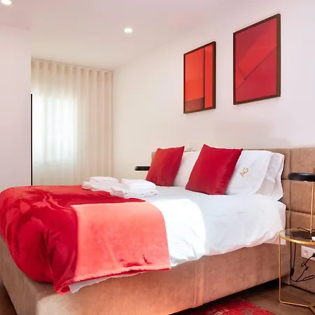 Апартаменты Arts Garden - Comfort & Design In The Heart Of The Порту